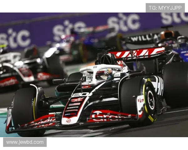 F1赛季风云再起:各队新车发布激战预告 突破技术成关键