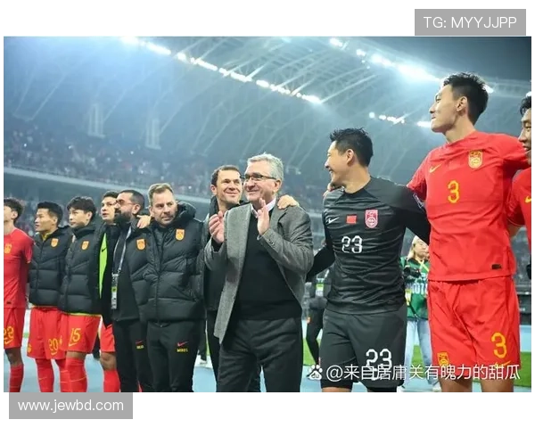 国足新周期备战世预赛主帅调整与年轻球员崛起引发热议全国球迷期待